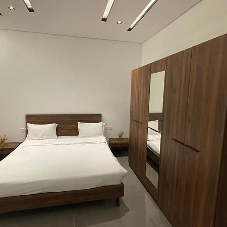 Ladan Apartment 알 울라 외부 사진