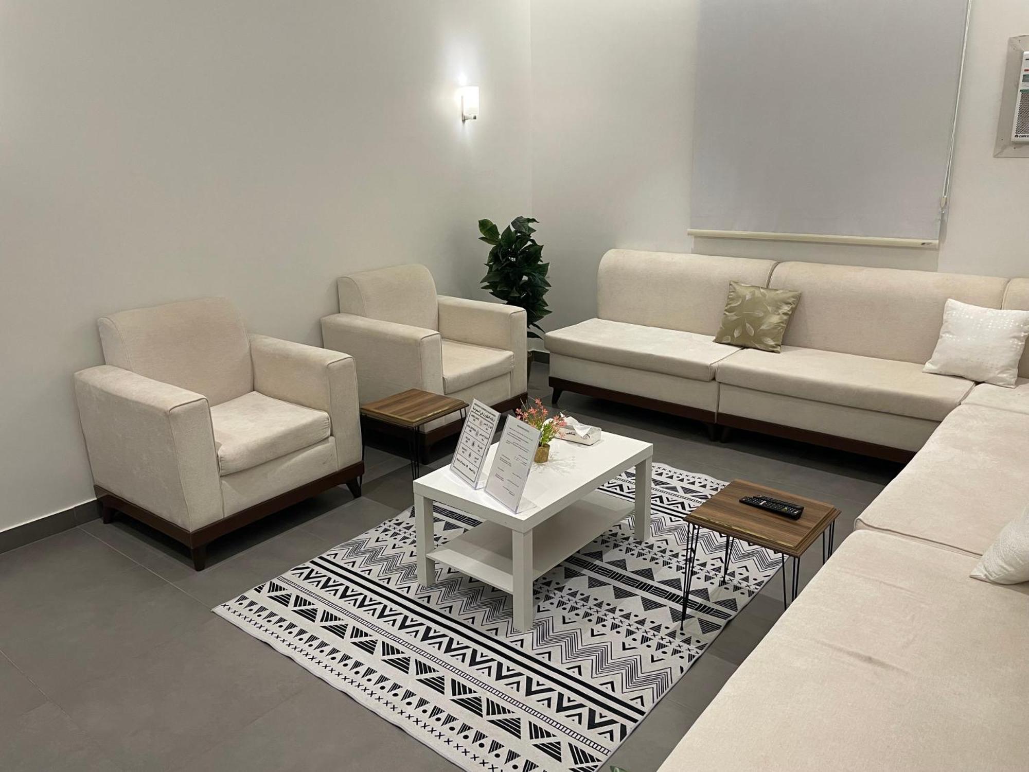 Ladan Apartment 알 울라 외부 사진